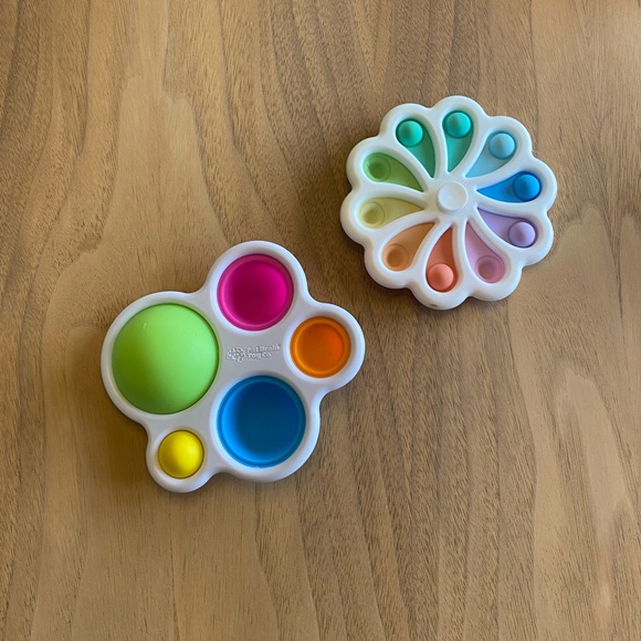 HUGE collection of POP ITS! - Picture 6 of 10